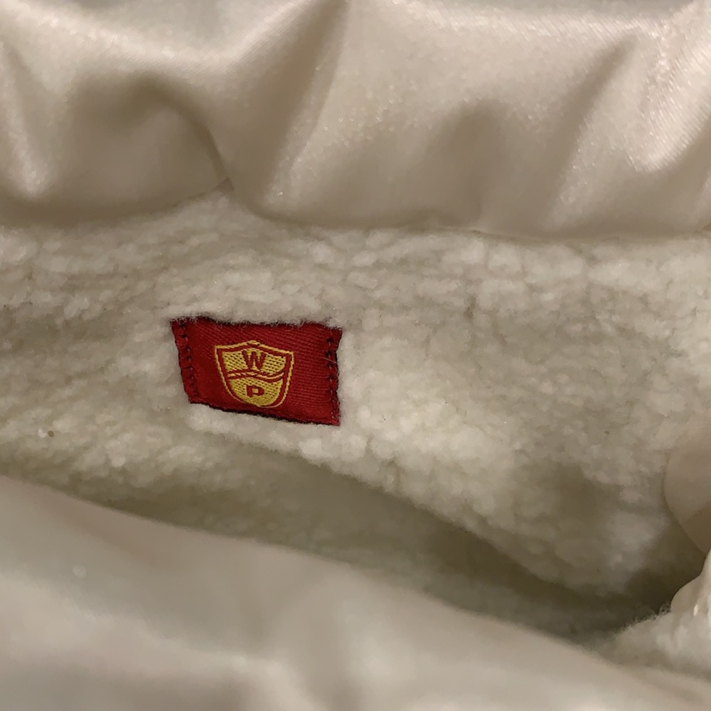 Cole Haan WP winter boots with shearling lining - Picture 10 of 16